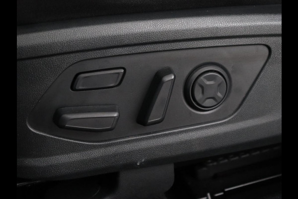 Kia Sorento 1.6 T-GDI Hybrid 2WD ExecutiveLine 7-persoons | Panoramadak | Stoelventilatie | Trekhaak | Head-Up | Leder | 360 Camera | Achterbankverwarming | Carplay | Keyless | Sfeerverlichting