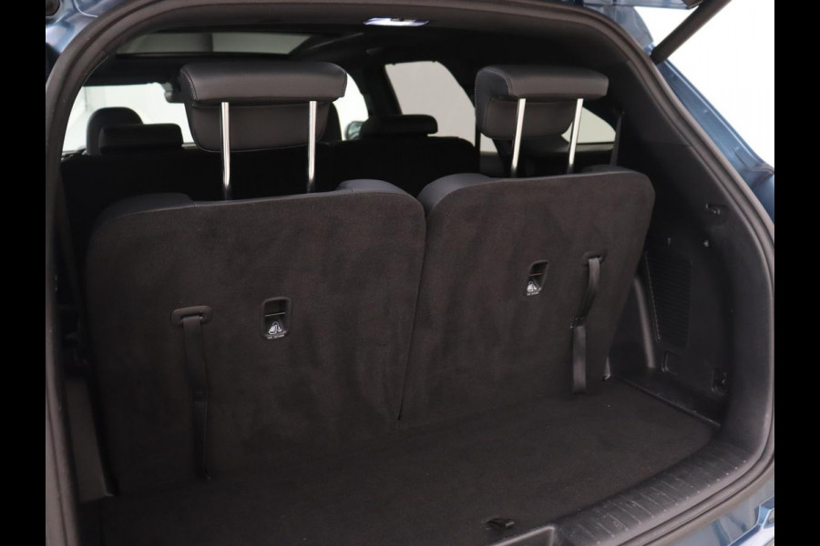 Kia Sorento 1.6 T-GDI Hybrid 2WD ExecutiveLine 7-persoons | Panoramadak | Stoelventilatie | Trekhaak | Head-Up | Leder | 360 Camera | Achterbankverwarming | Carplay | Keyless | Sfeerverlichting