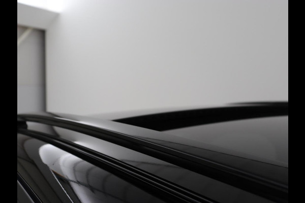 Lynk & Co 01 1.5 Plug In | Panoramadak | Infinity by Harman | 360 Camera | Adaptive cruise | Stoelverwarming | Carplay | Memory | Full LED