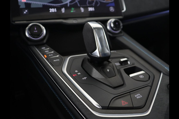 Lynk & Co 01 1.5 Plug In | Panoramadak | Infinity by Harman | 360 Camera | Adaptive cruise | Stoelverwarming | Carplay | Memory | Full LED