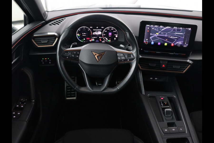 CUPRA Leon 1.4 e-Hybrid | Stoel & stuurverwarming | Adaptive cruise | Navigatie | Sfeerverlichting | Keyless | Parkeerhulp | Sportstoelen | Full LED | PHEV | Plug In
