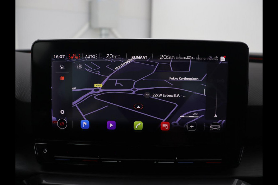 CUPRA Leon 1.4 e-Hybrid | Stoel & stuurverwarming | Adaptive cruise | Navigatie | Sfeerverlichting | Keyless | Parkeerhulp | Sportstoelen | Full LED | PHEV | Plug In