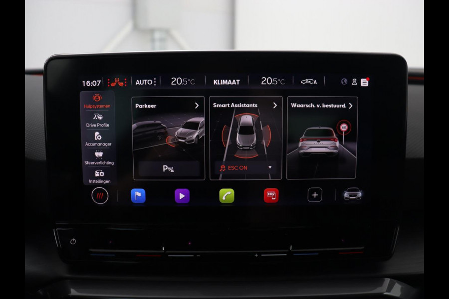 CUPRA Leon 1.4 e-Hybrid | Stoel & stuurverwarming | Adaptive cruise | Navigatie | Sfeerverlichting | Keyless | Parkeerhulp | Sportstoelen | Full LED | PHEV | Plug In