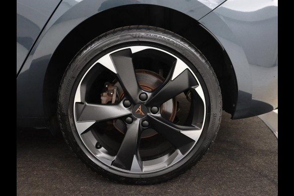CUPRA Leon 1.4 e-Hybrid | Stoel & stuurverwarming | Adaptive cruise | Navigatie | Sfeerverlichting | Keyless | Parkeerhulp | Sportstoelen | Full LED | PHEV | Plug In