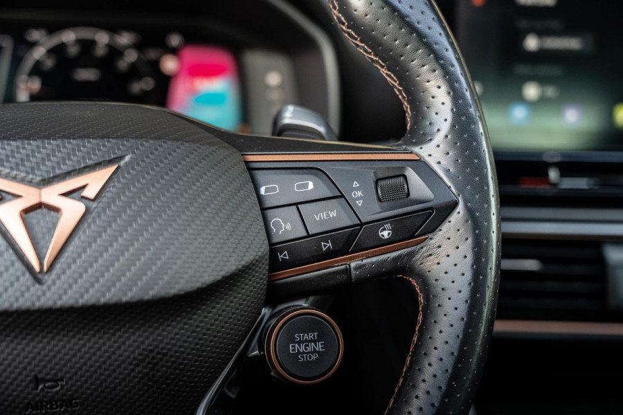 CUPRA Leon 2.0 TSI VZ | Panoramadak | Memory | Carplay | Led