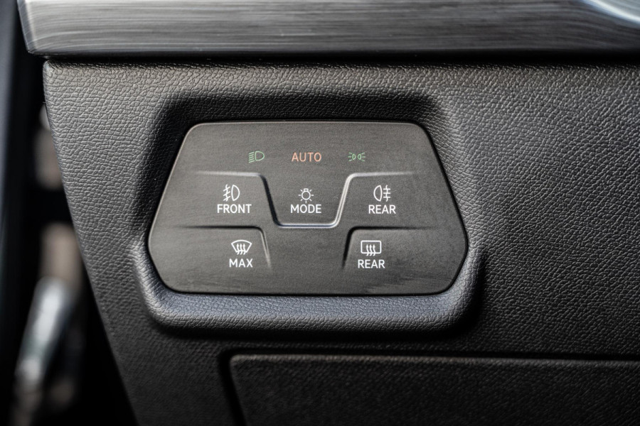 CUPRA Leon 2.0 TSI VZ | Panoramadak | Memory | Carplay | Led