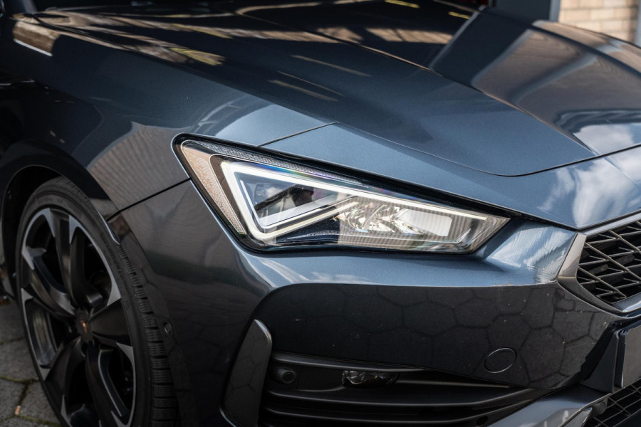 CUPRA Leon 2.0 TSI VZ | Panoramadak | Memory | Carplay | Led