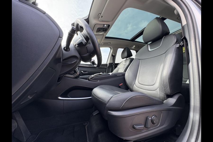 Hyundai Tucson 1.6 T-GDI PHEV Premium Sky 4WD Panoramadak | 4WD | Stoelverwarming | Stoelventilatie | Lederen bekleding |