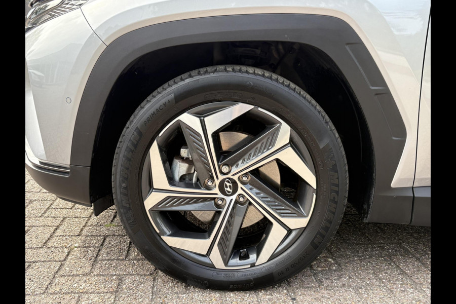 Hyundai Tucson 1.6 T-GDI PHEV Premium Sky 4WD Panoramadak | 4WD | Stoelverwarming | Stoelventilatie | Lederen bekleding |