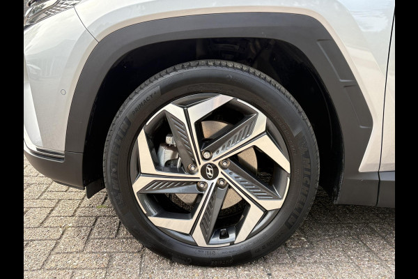 Hyundai Tucson 1.6 T-GDI PHEV Premium Sky 4WD Panoramadak | 4WD | Stoelverwarming | Stoelventilatie | Lederen bekleding |