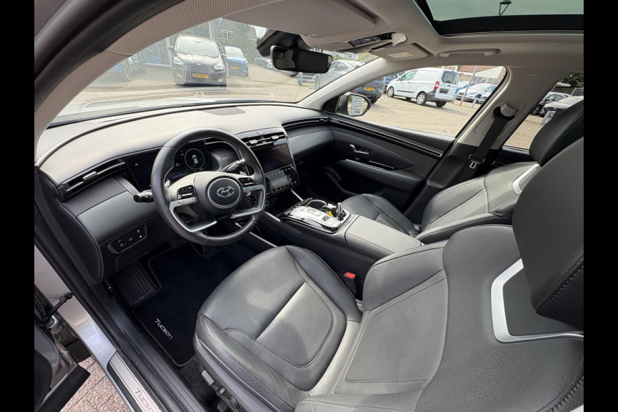Hyundai Tucson 1.6 T-GDI PHEV Premium Sky 4WD Panoramadak | 4WD | Stoelverwarming | Stoelventilatie | Lederen bekleding |