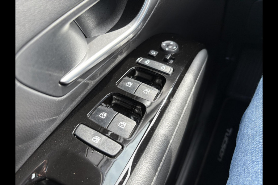 Hyundai Tucson 1.6 T-GDI PHEV Premium Sky 4WD Panoramadak | 4WD | Stoelverwarming | Stoelventilatie | Lederen bekleding |