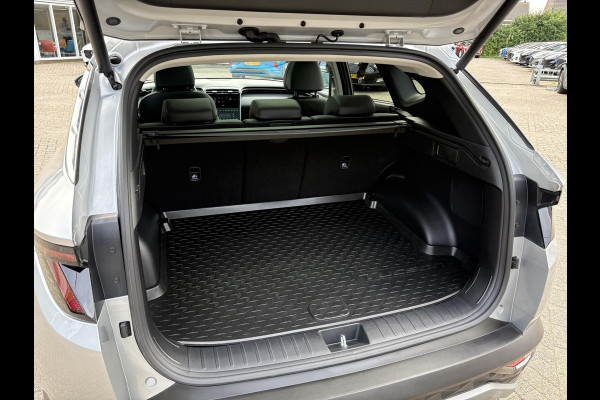 Hyundai Tucson 1.6 T-GDI PHEV Premium Sky 4WD Panoramadak | 4WD | Stoelverwarming | Stoelventilatie | Lederen bekleding |