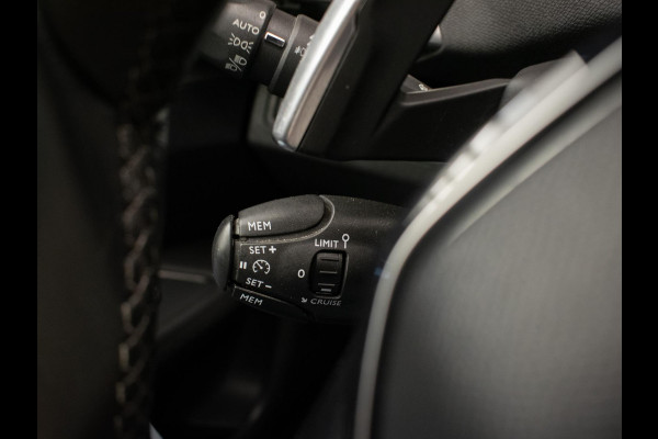 Peugeot 3008 1.2 PureTech Allure Sport (APPLE CARPLAY,NAVI,LED,CAMERA,CRUISE,LANE ASSIST,CLIMATE,LM VELGEN)