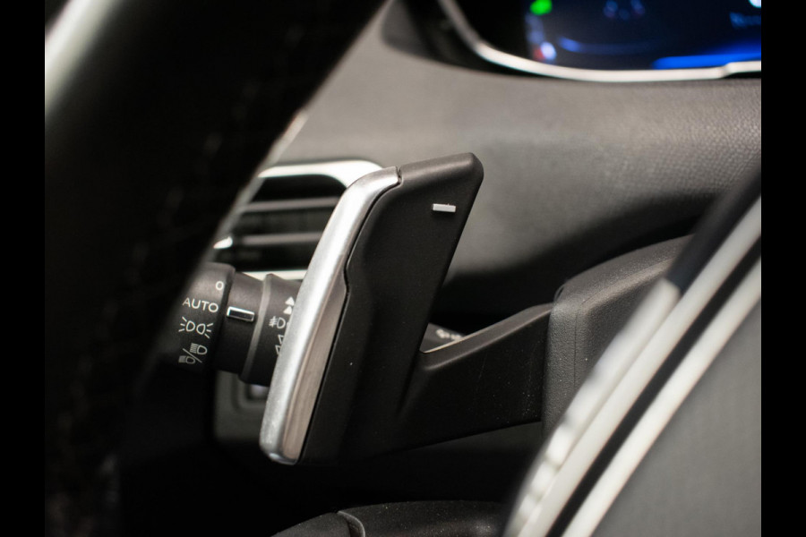Peugeot 3008 1.2 PureTech Allure Sport (APPLE CARPLAY,NAVI,LED,CAMERA,CRUISE,LANE ASSIST,CLIMATE,LM VELGEN)
