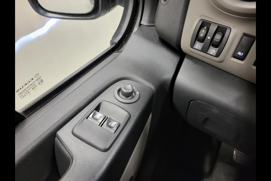 Renault Trafic Passenger 1.6dCi 8-Personenbus - Excl. BTW / BPM vrij Euro 6!