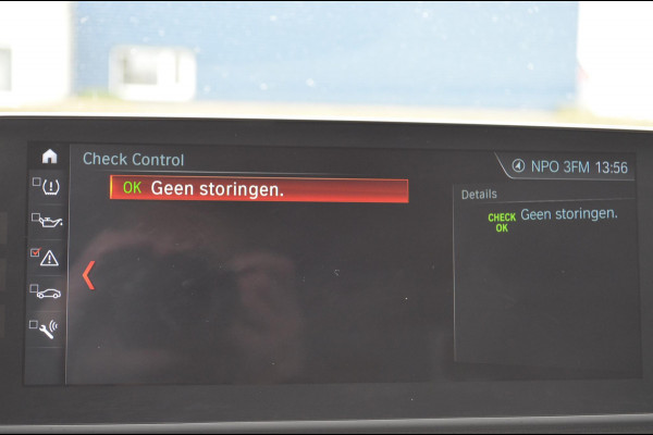 BMW 5 Serie 540i xDrive Touring 340 pk M-sport / Blackline