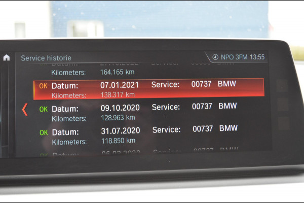 BMW 5 Serie 540i xDrive Touring 340 pk M-sport / Blackline
