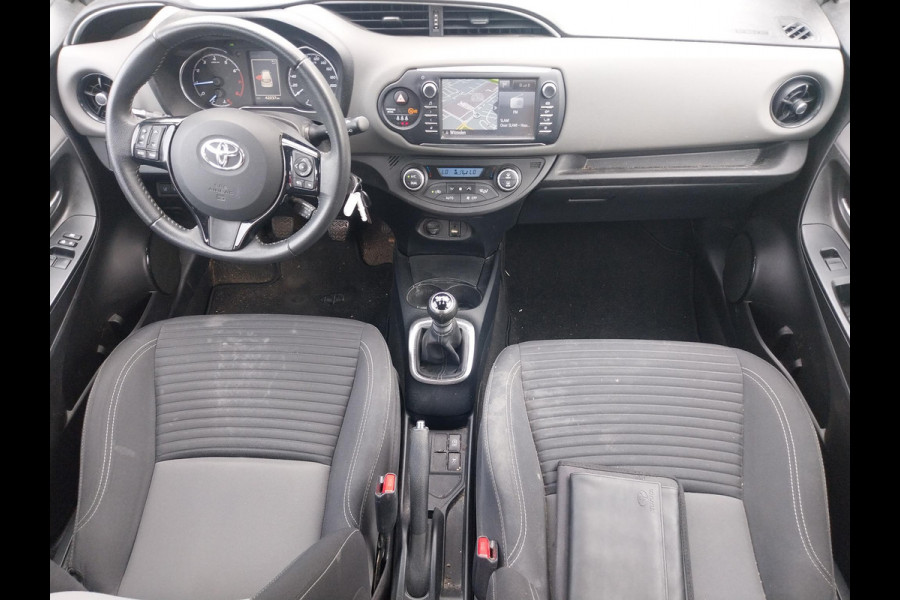 Toyota Yaris 1.5 VVT-i Active | Navigatie | 1e eigenaar | Camera | Cruise Control |