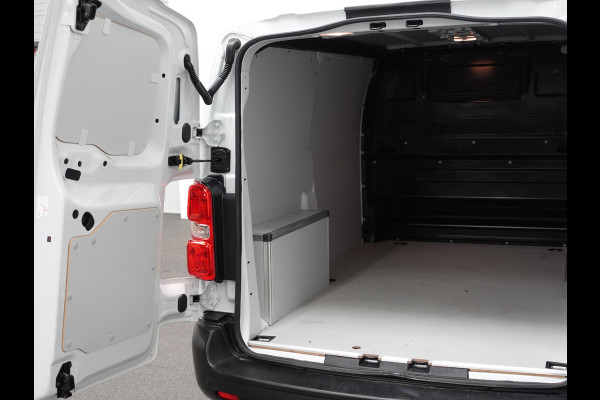 Opel Vivaro 2.0 BlueHDi L2 145PK Automaat Airco Navi Cruise Trekhaak Carplay