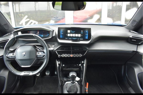 Peugeot 2008 1.2 PureTech GT / Airco / Carplay / Camera / Navigatie / 17" LM