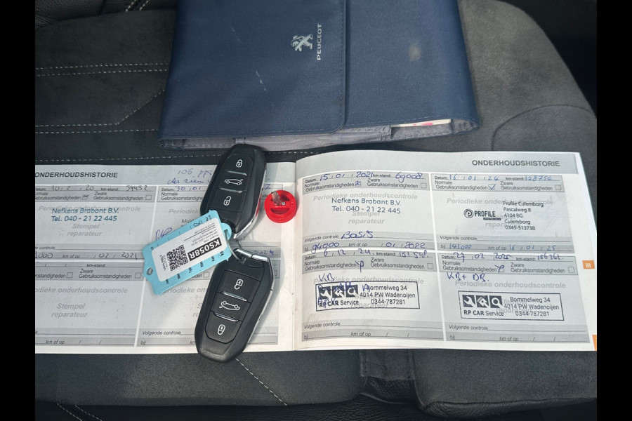 Peugeot 3008 1.2 PureTech Blue Lease Premium PANO/ MEMO ST./ CAMERA