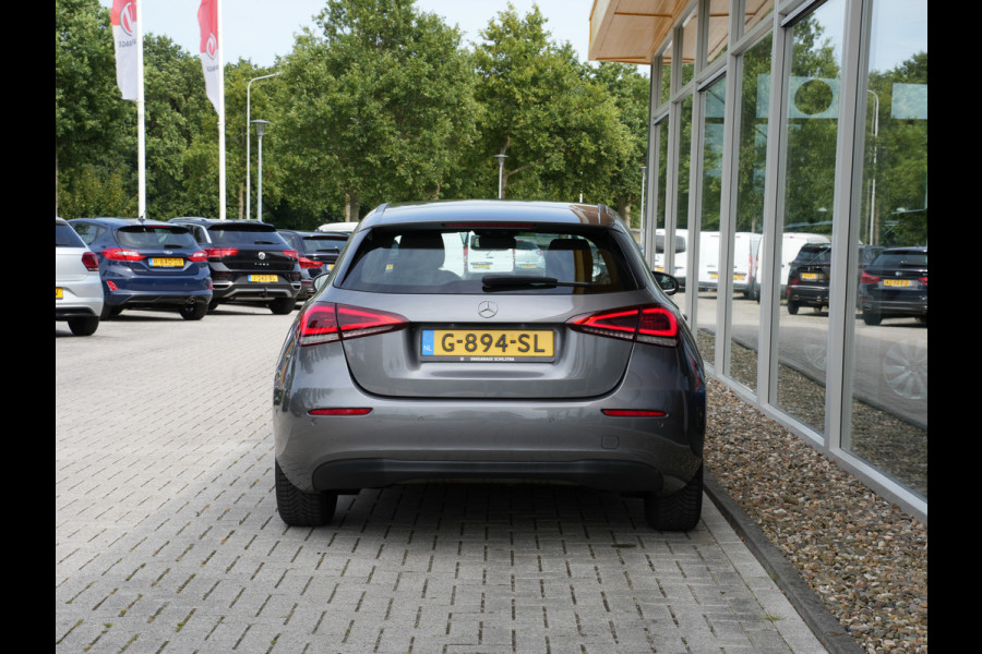 Mercedes-Benz A-Klasse 180 Business Solution Automaat | Navigatie | Android/Apple Carplay