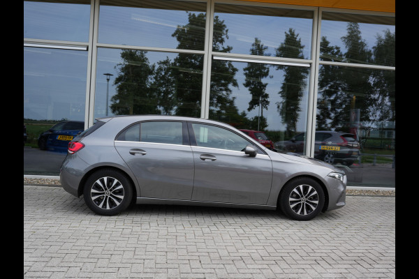 Mercedes-Benz A-Klasse 180 Business Solution Automaat | Navigatie | Android/Apple Carplay