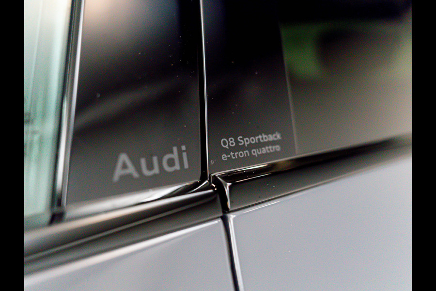 Audi Q8 Sportback e-tron 55 quattro Advanced Edition Plus 115 kWh | Trekhaal afn.