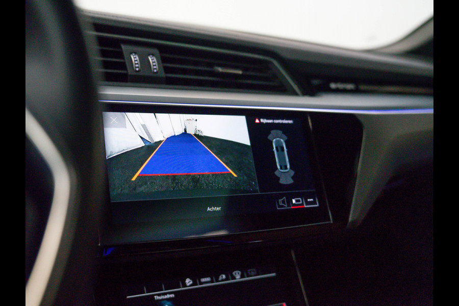 Audi Q8 Sportback e-tron 55 quattro Advanced Edition Plus 115 kWh | Trekhaal afn.