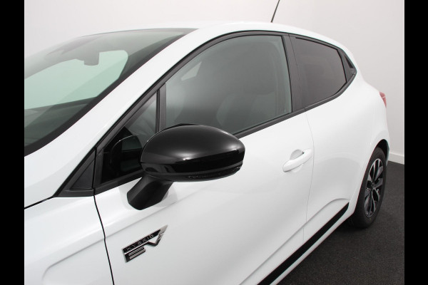 Mitsubishi Colt 1.6 HEV Automaat Intense Navigatie d.m.v. Apple Carplay/Android Auto Camera Climate Control Cruise Control Lichtmetalen velgen Extra Getint Glas Digitale Cockpit