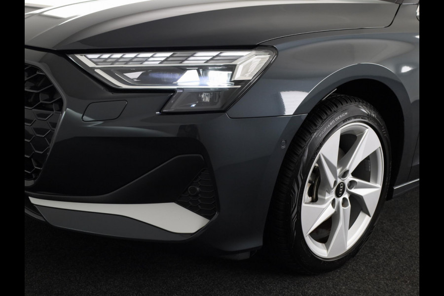Audi A3 Sportback 35 TFSI Advanced edition 150 pk S-tronic | Private lease € 644,- | Navigatie | Parkeersensoren (Park assist) | Achteruitrijcamera | Adaptieve cruise control | LED koplampen |