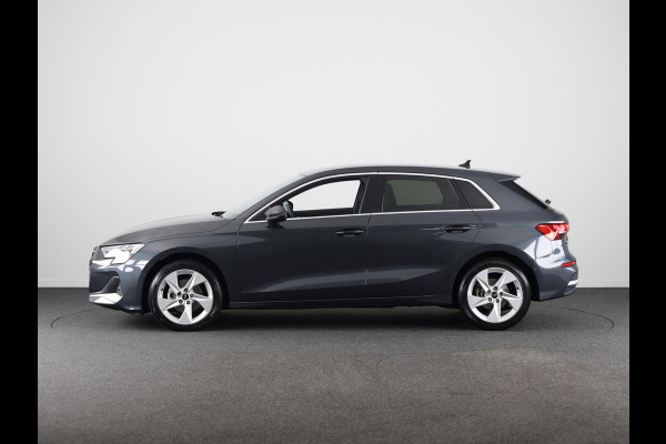 Audi A3 Sportback 35 TFSI Advanced edition 150 pk S-tronic | Private lease € 644,- | Navigatie | Parkeersensoren (Park assist) | Achteruitrijcamera | Adaptieve cruise control | LED koplampen |