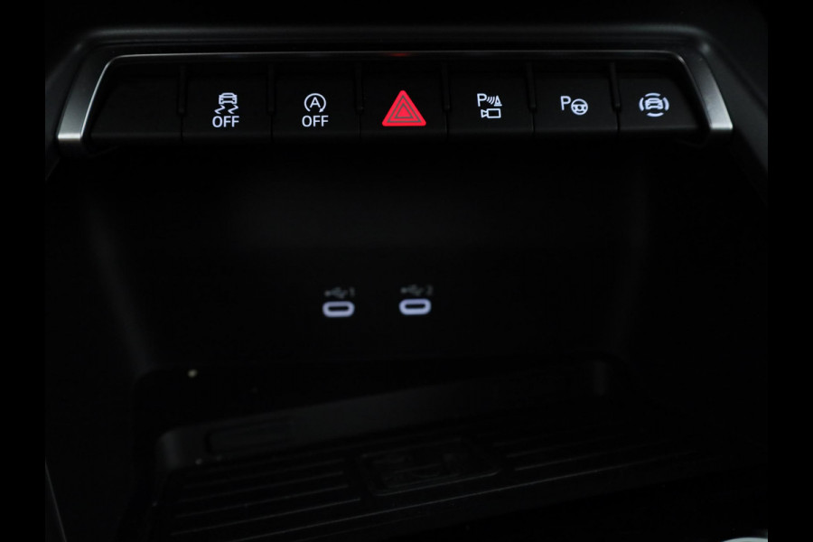 Audi A3 Sportback 35 TFSI Advanced edition 150 pk S-tronic | Private lease € 644,- | Navigatie | Parkeersensoren (Park assist) | Achteruitrijcamera | Adaptieve cruise control | LED koplampen |