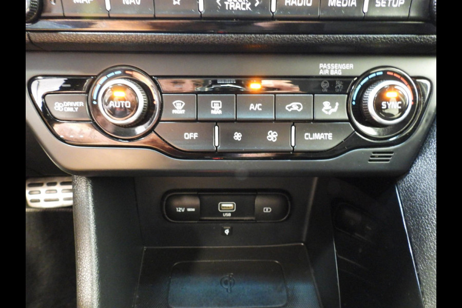 Kia Niro 1.6 GDi Hybrid ExecutiveLine NAVI/LEER/LED/JBL/TREKH./18"LMV!