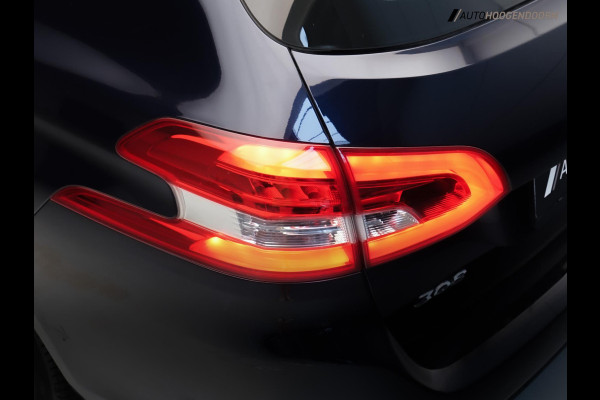 Peugeot 308 SW 1.2 PureTech Active (APPLE CARPLAY,LED VERLICHTING,CAMERA,PARKEERSENSOREN,CLIMATE,CRUISE,LM-VELGEN,TOPCONDITIE)