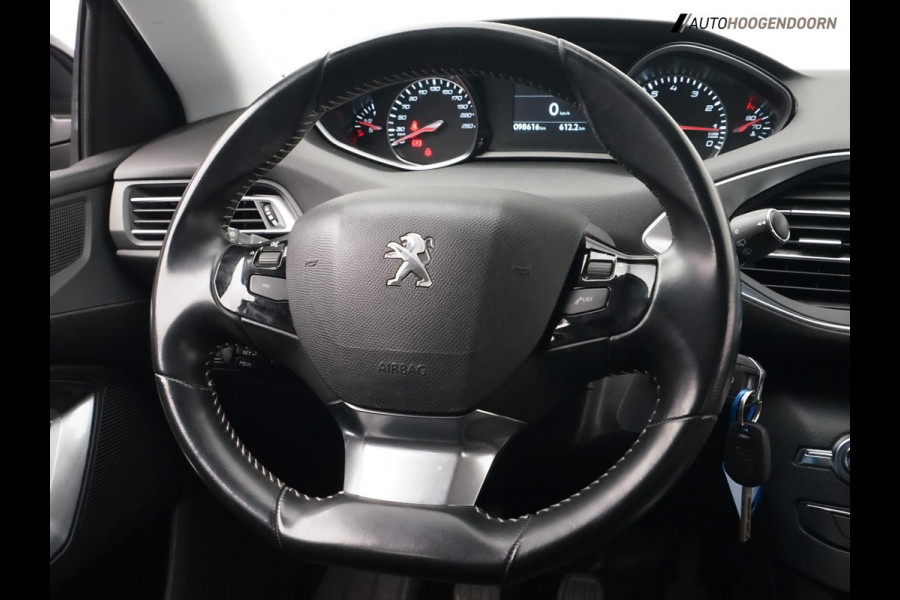 Peugeot 308 SW 1.2 PureTech Active (APPLE CARPLAY,LED VERLICHTING,CAMERA,PARKEERSENSOREN,CLIMATE,CRUISE,LM-VELGEN,TOPCONDITIE)