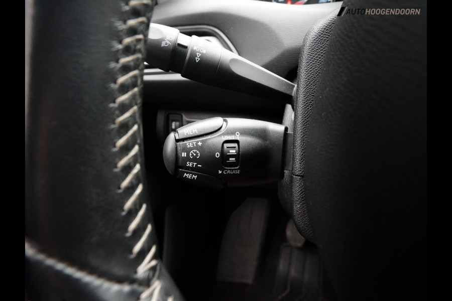 Peugeot 308 SW 1.2 PureTech Active (APPLE CARPLAY,LED VERLICHTING,CAMERA,PARKEERSENSOREN,CLIMATE,CRUISE,LM-VELGEN,TOPCONDITIE)