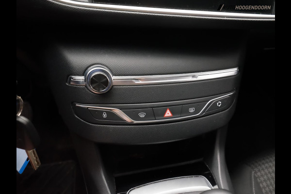 Peugeot 308 SW 1.2 PureTech Active (APPLE CARPLAY,LED VERLICHTING,CAMERA,PARKEERSENSOREN,CLIMATE,CRUISE,LM-VELGEN,TOPCONDITIE)