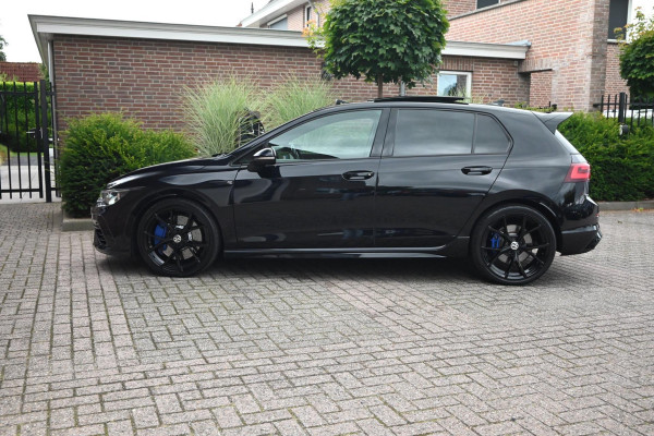 Volkswagen Golf 2.0 TSI R 4Motion 320 PK Performance Pack Pano Adaptive Keyless 19''