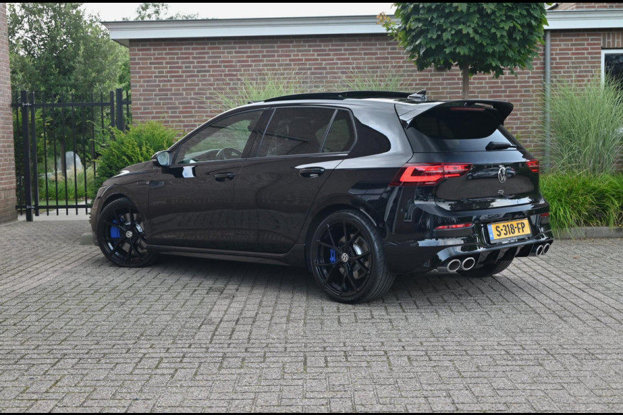 Volkswagen Golf 2.0 TSI R 4Motion 320 PK Performance Pack Pano Adaptive Keyless 19''