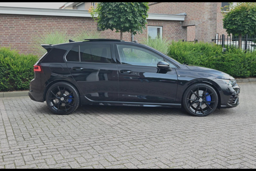 Volkswagen Golf 2.0 TSI R 4Motion 320 PK Performance Pack Pano Adaptive Keyless 19''