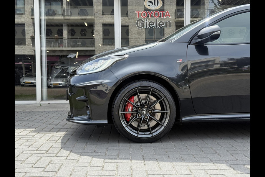 Toyota Yaris 1.6 Turbo 261pk GR Performance | Apple CarPlay/Android Auto, Keyless, Stoelverwarming, Leer/Alcantara