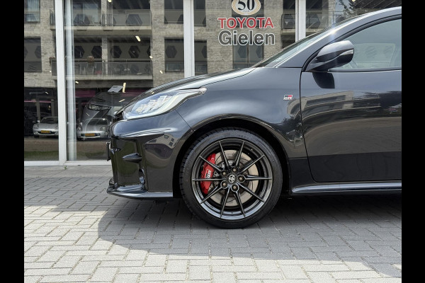 Toyota Yaris 1.6 Turbo 261pk GR Performance | Apple CarPlay/Android Auto, Keyless, Stoelverwarming, Leer/Alcantara