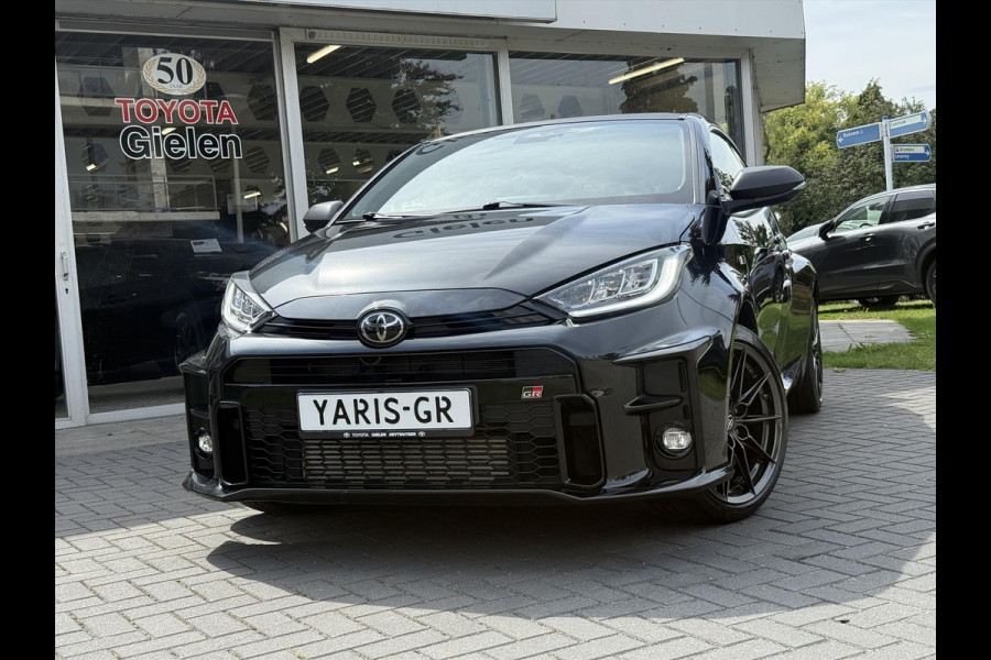 Toyota Yaris 1.6 Turbo 261pk GR Performance | Apple CarPlay/Android Auto, Keyless, Stoelverwarming, Leer/Alcantara