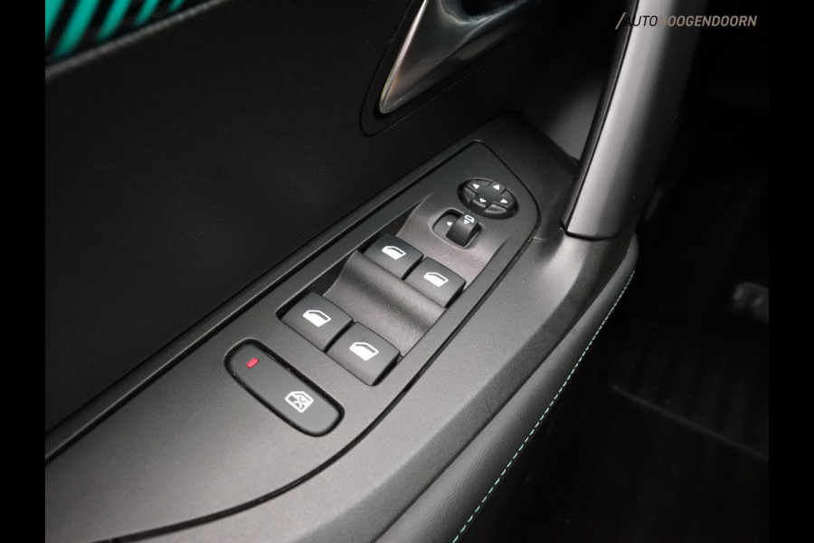 Peugeot 2008 1.2 PureTech Allure (APPLE CARPLAY,LED VERLICHTING,CAMERA,CLIMATE,CRUISE,PARELMOER,LM-VELGEN,NIEUWE APK,TOPCONDITIE)