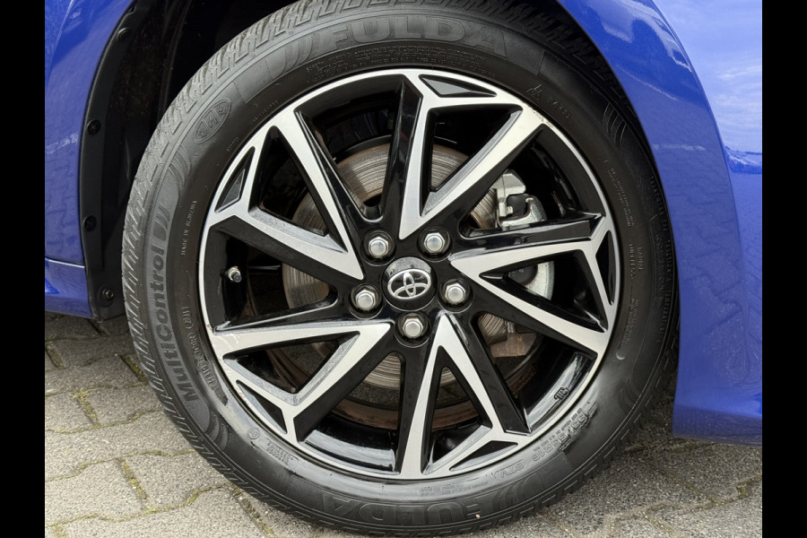 Toyota Yaris 1.5 Hybrid Team D | CarPlay | Camera | ACC | LED | DAB+ | 16 inch