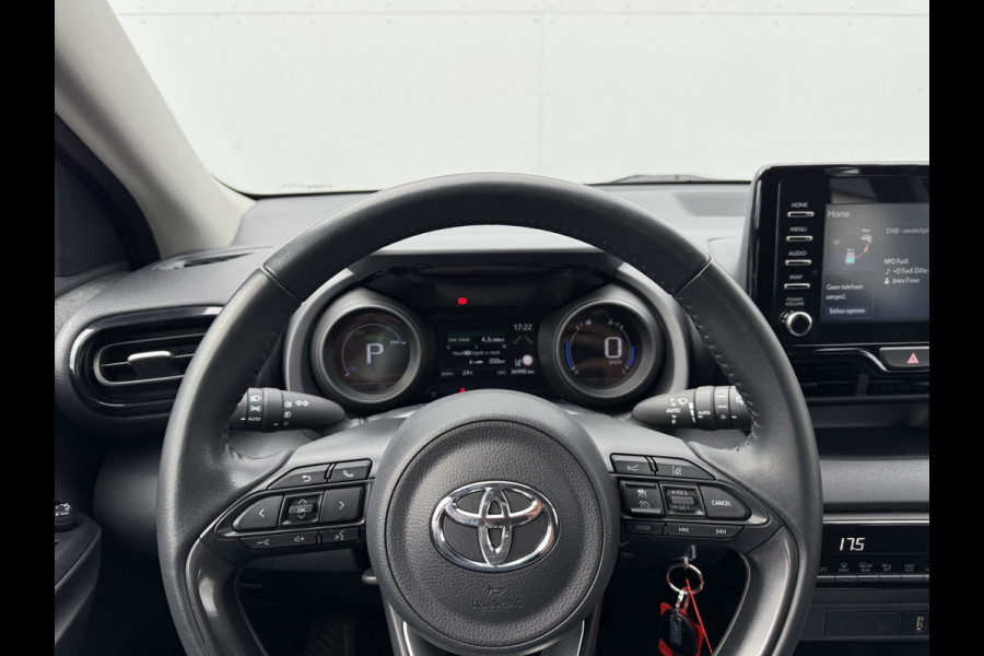 Toyota Yaris 1.5 Hybrid Team D | CarPlay | Camera | ACC | LED | DAB+ | 16 inch