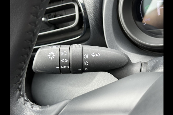 Toyota Yaris 1.5 Hybrid Team D | CarPlay | Camera | ACC | LED | DAB+ | 16 inch