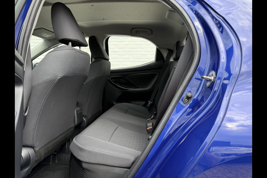 Toyota Yaris 1.5 Hybrid Team D | CarPlay | Camera | ACC | LED | DAB+ | 16 inch